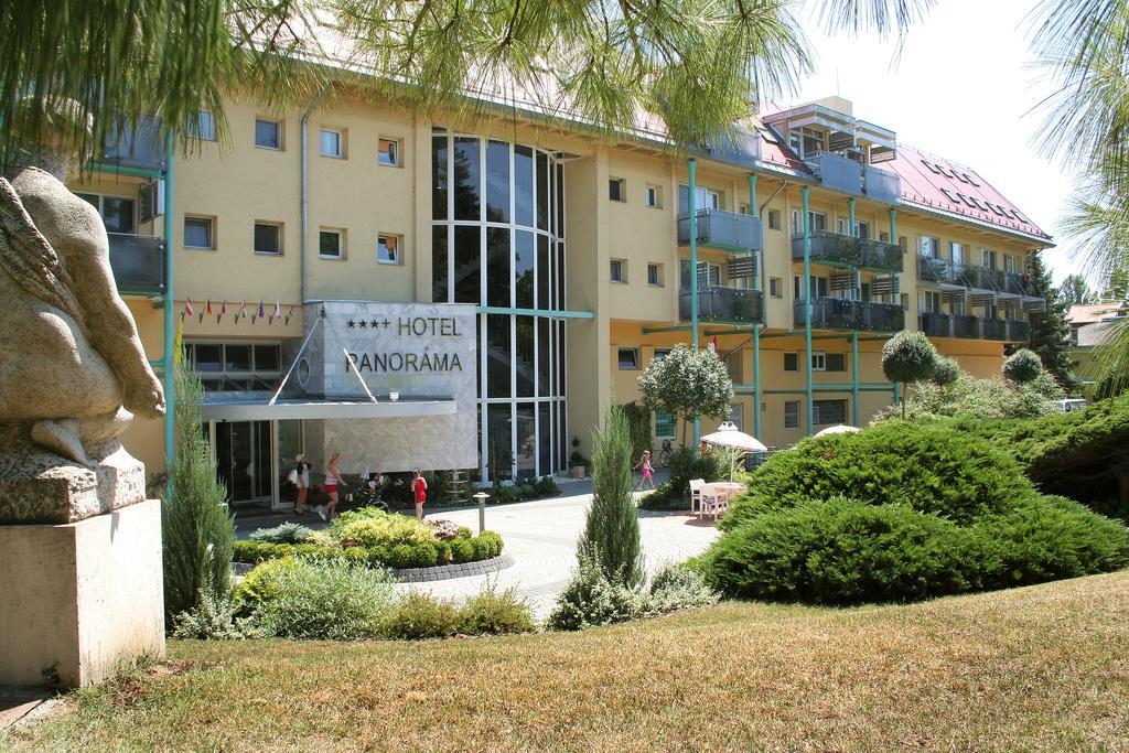 Hotel Panorama Balatongyorok Exterior photo