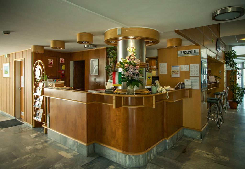 Hotel Panorama Balatongyorok Exterior photo
